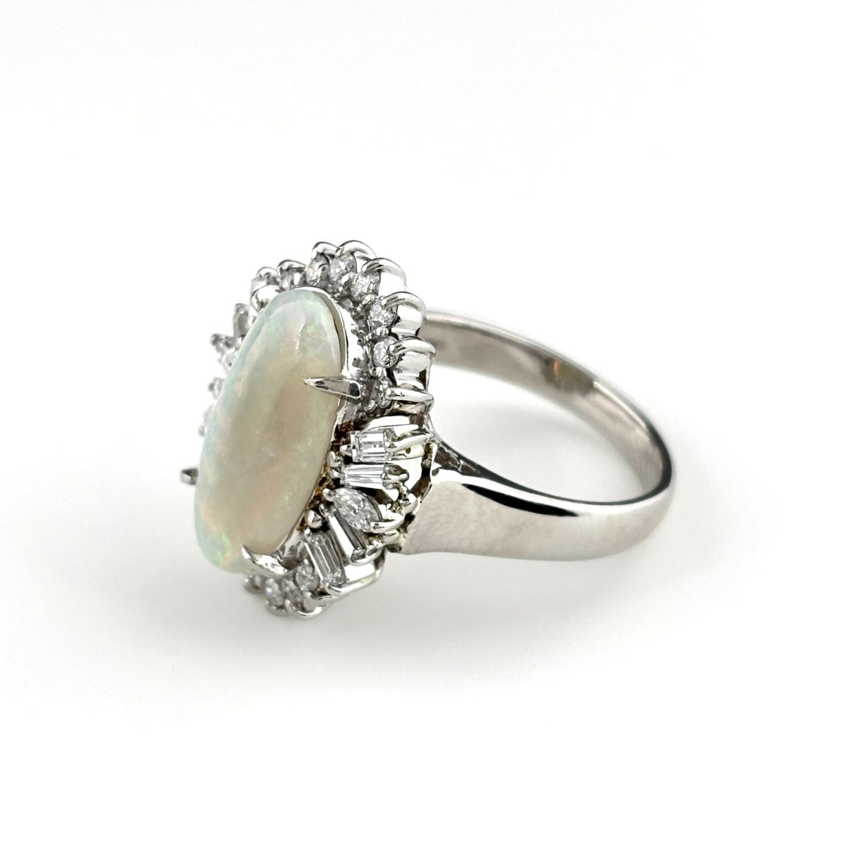 オパール デザインリング プラチナ メレダイヤ 指輪 リング 16号 Pt900