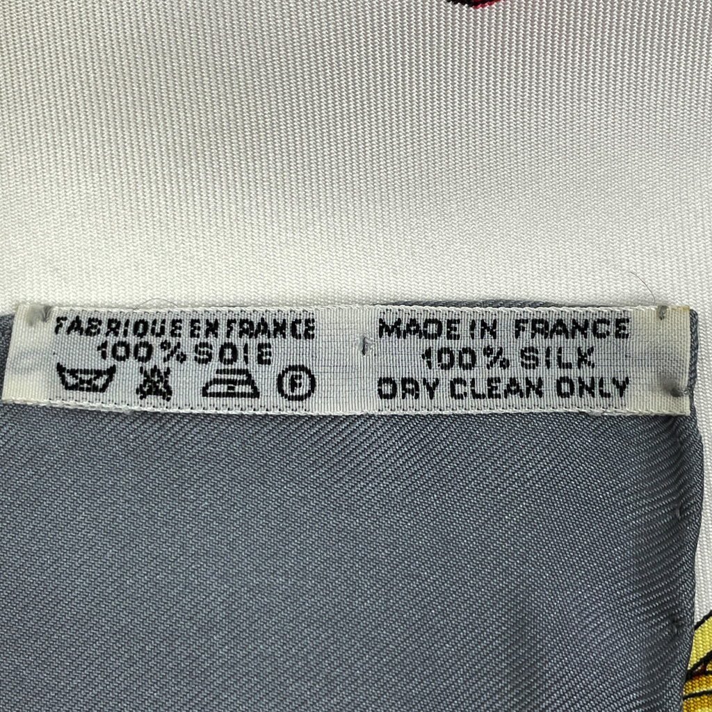 HERMES エルメス スカーフLES RUBANS DU CHEVALグレー エルメス カレ90 LES RUBANS DU CHEVAL スカーフ シルク レディース