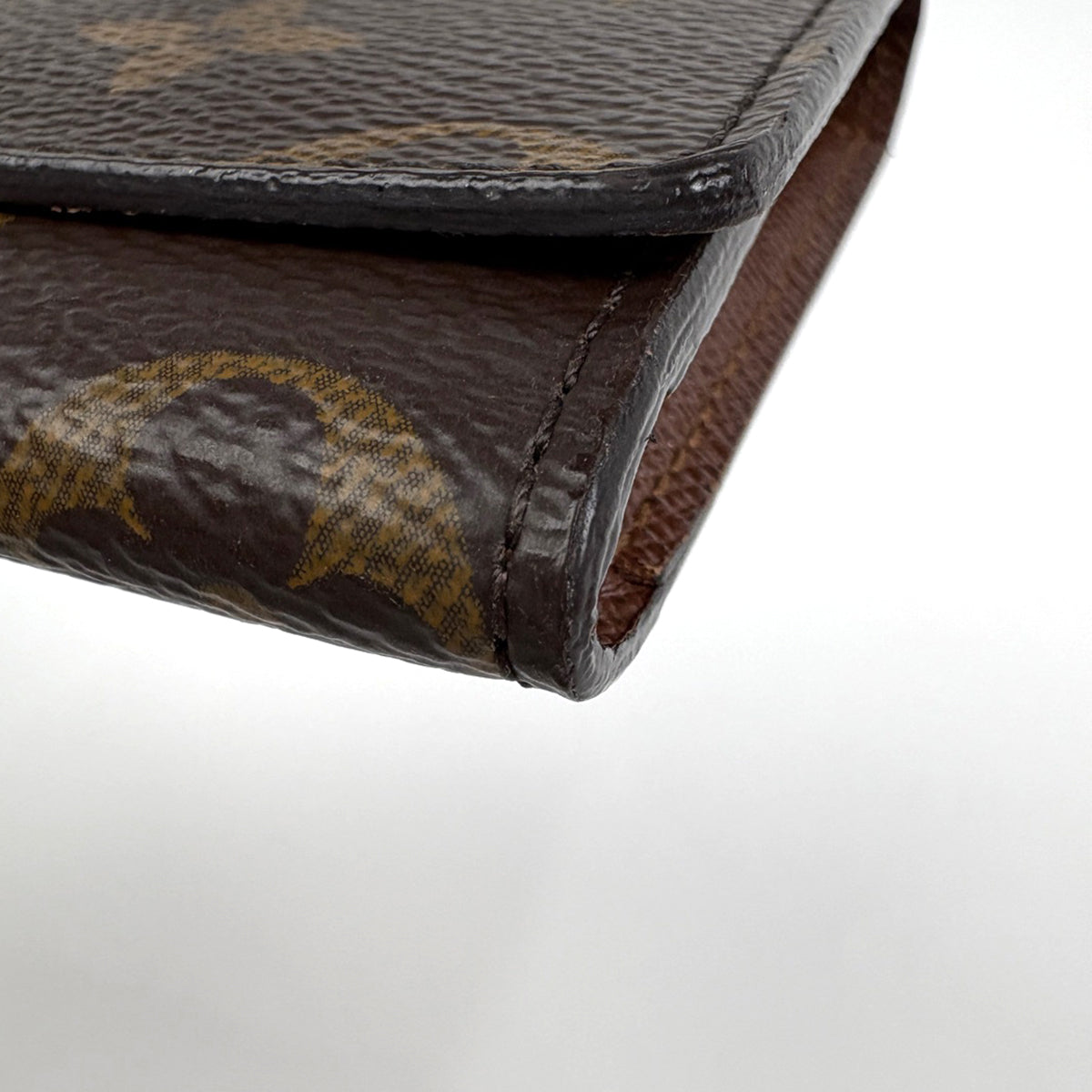 ルイ・ヴィトン アンヴェロップ カルト ドゥヴィジット カード入れ