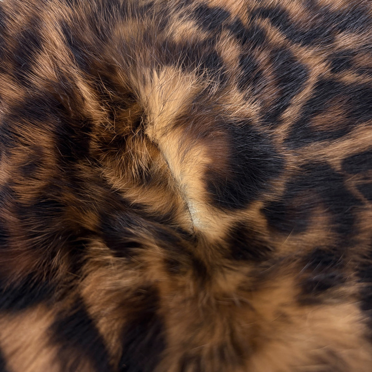 グッチ マイクロGG マフラー ラパンファー レオパード柄 マフラー