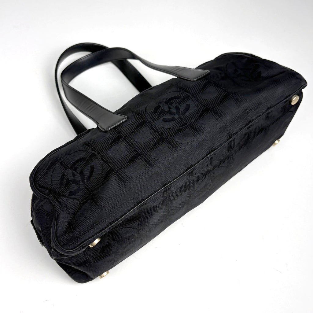 シャネル ニュートラベルライン ハンドバッグ ココマーク ミニボストン