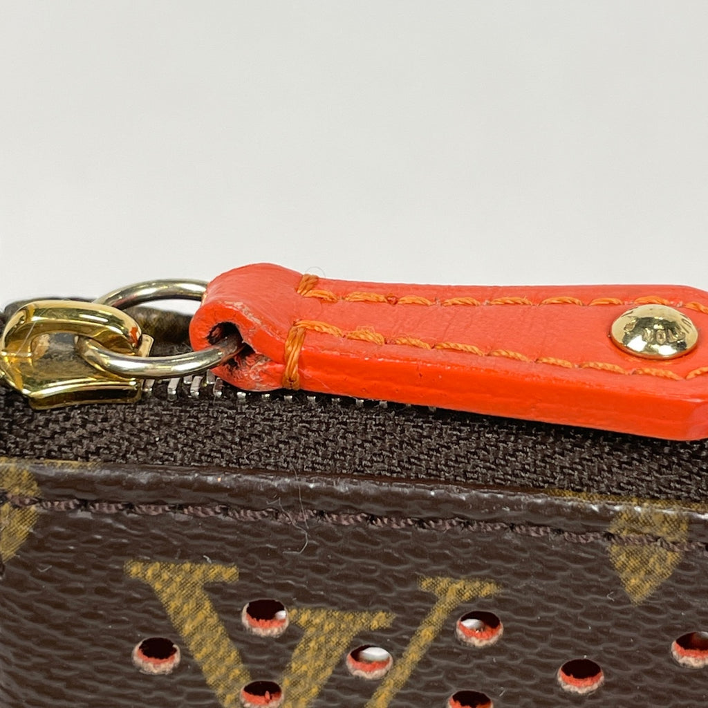 ルイ・ヴィトン ポシェット アクセソワール ハンドバッグ パンチング