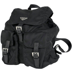 プラダ ロゴプレート リュックサック バックパック デイパック リュック ナイロン ネロ(ブラック) レディース ブランドバッグ・小物 【中古】brbag