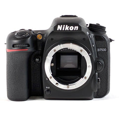 ニコン Nikon D7500 ボディ デジタル 一眼レフカメラ カメラ 【中古】cambb