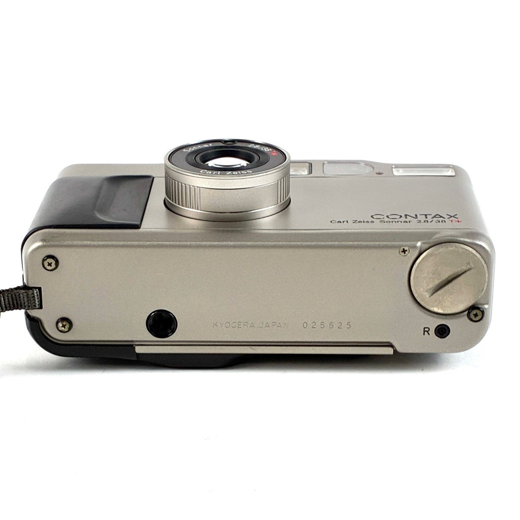 美品！CONTAX T2 シルバー コンパクトカメラ コンタックス CONTAX T2 チタンシルバー フィルム コンパクトカメラ