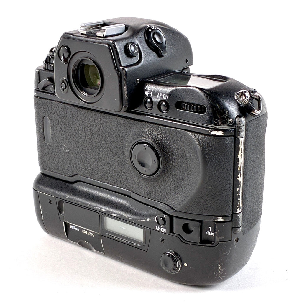 【ジャンク】Nikon F5 ボディ（フィルム一眼レフカメラ） ニコン Nikon F5 ボディ［ジャンク品］ フィルム オートフォーカス