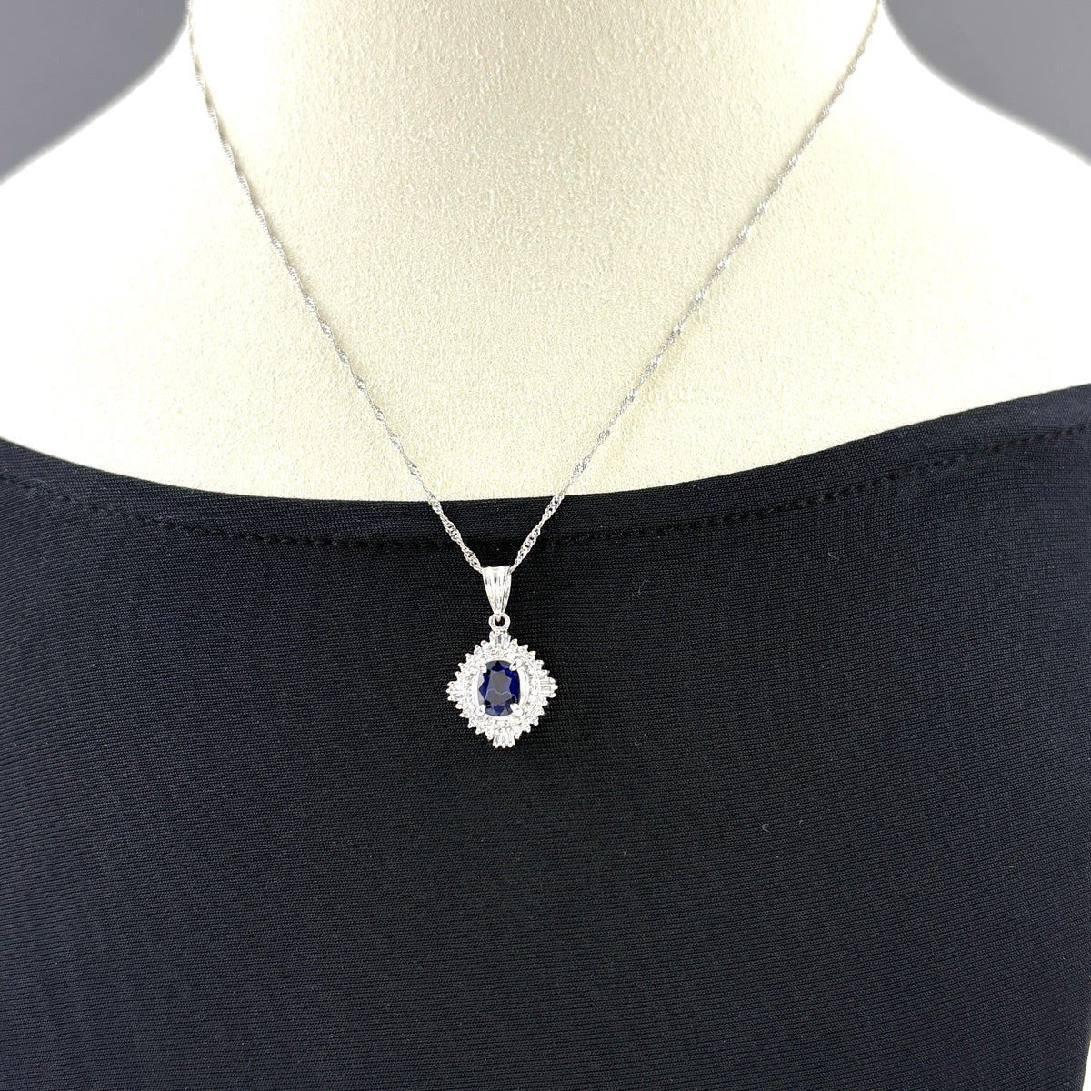 サファイア デザインネックレス ネックレス Pt900 Pt850 サファイア