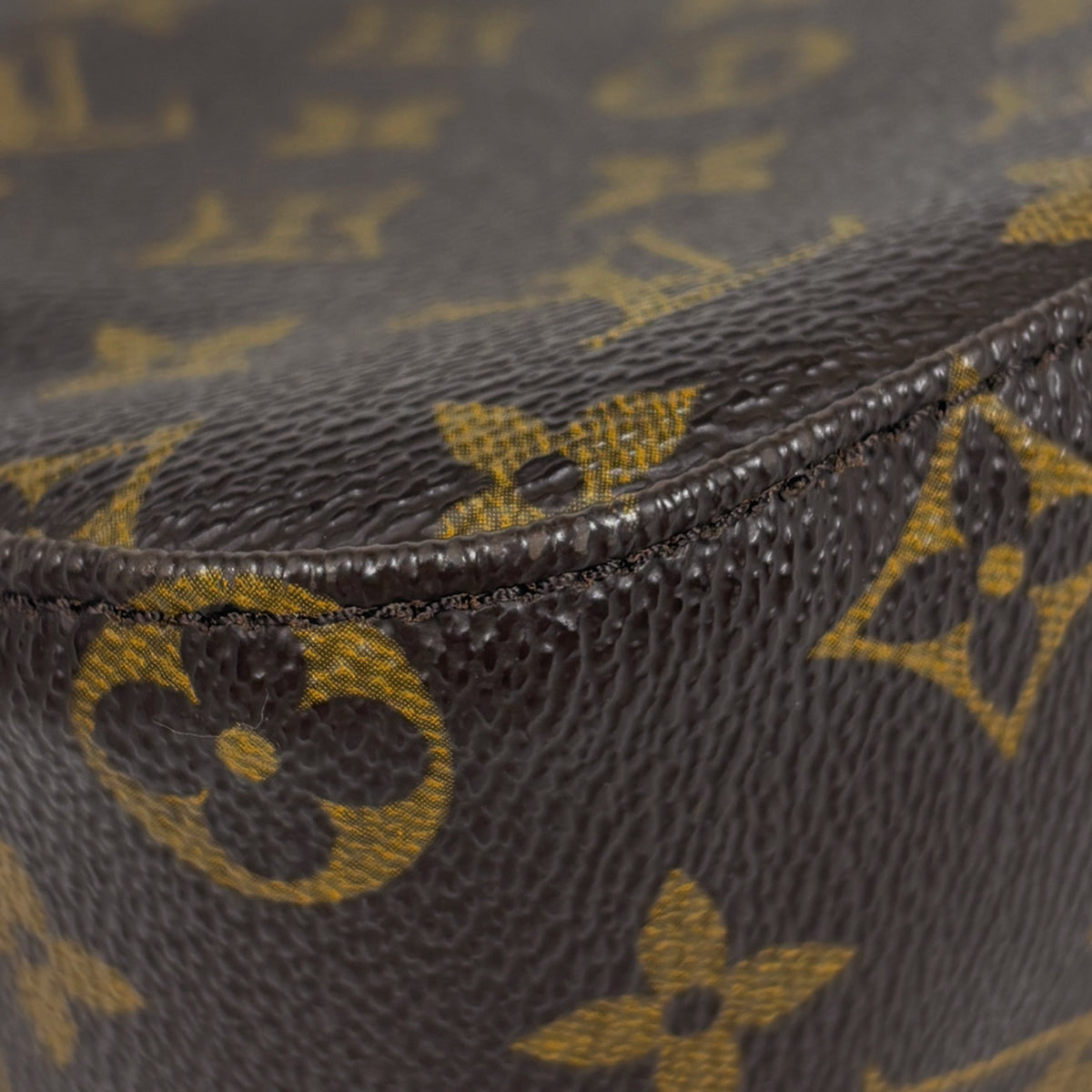 ★値下げしました★J3267 LOUIS VUITTON ルイヴィトン ルーピングMM ワンショルダーバッグ モノグラム M51146 ルイ・ヴィトン LOUIS VUITTON ルーピングMM M51146 ブラウン