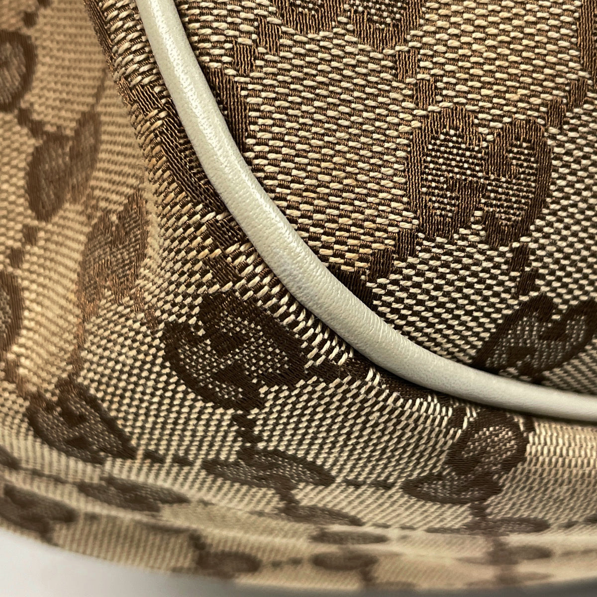 グッチ GG柄 ショルダーバッグ ショルダーバッグ GGキャンバス 296834