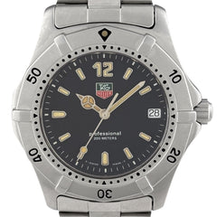 タグホイヤー プロフェッショナル 200 WK1110-0 腕時計 SS クォーツ ブラック メンズ 時計 【中古】【保証書】wtcbb