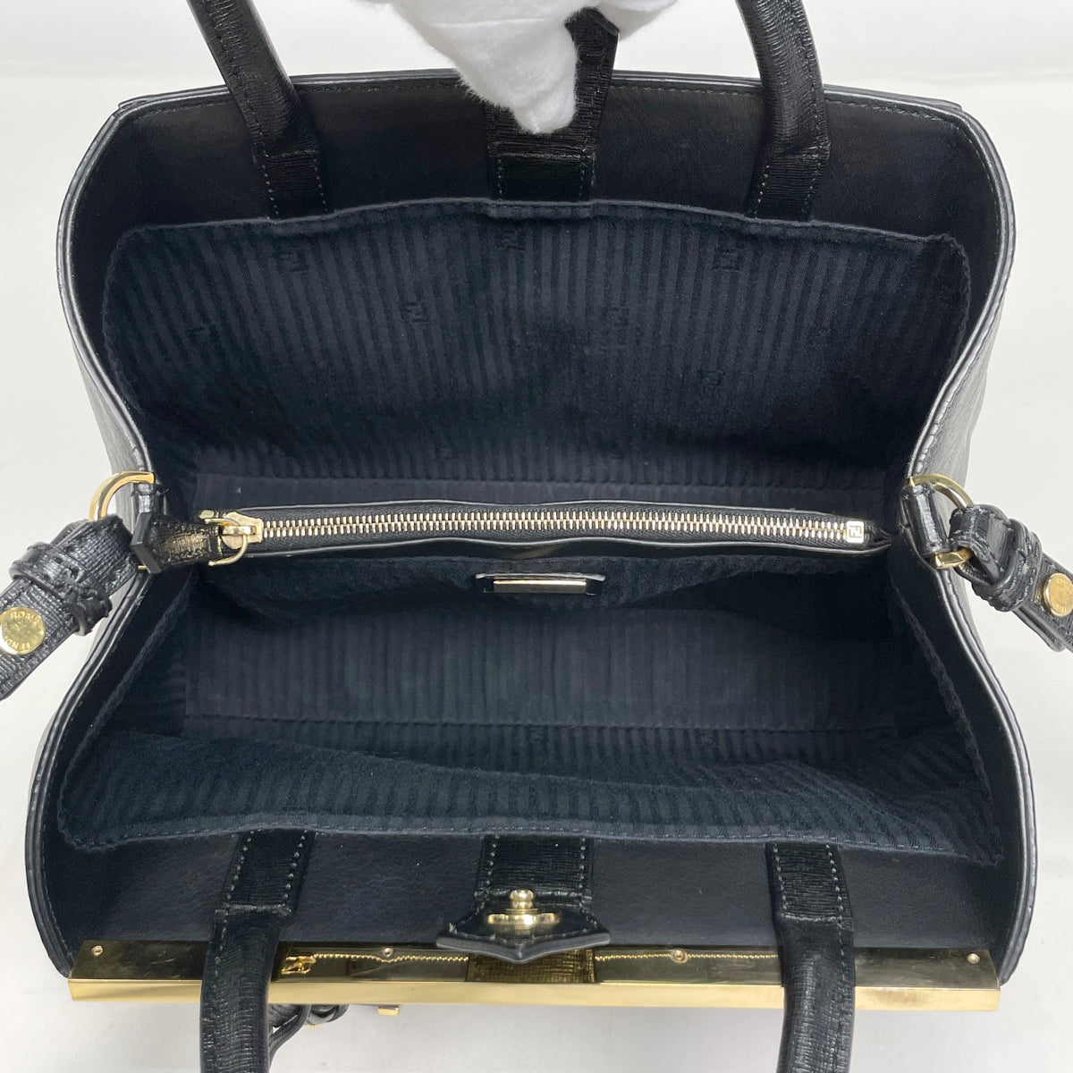フェンディ プチトゥージュール ハンドバッグ レザー 8BH253