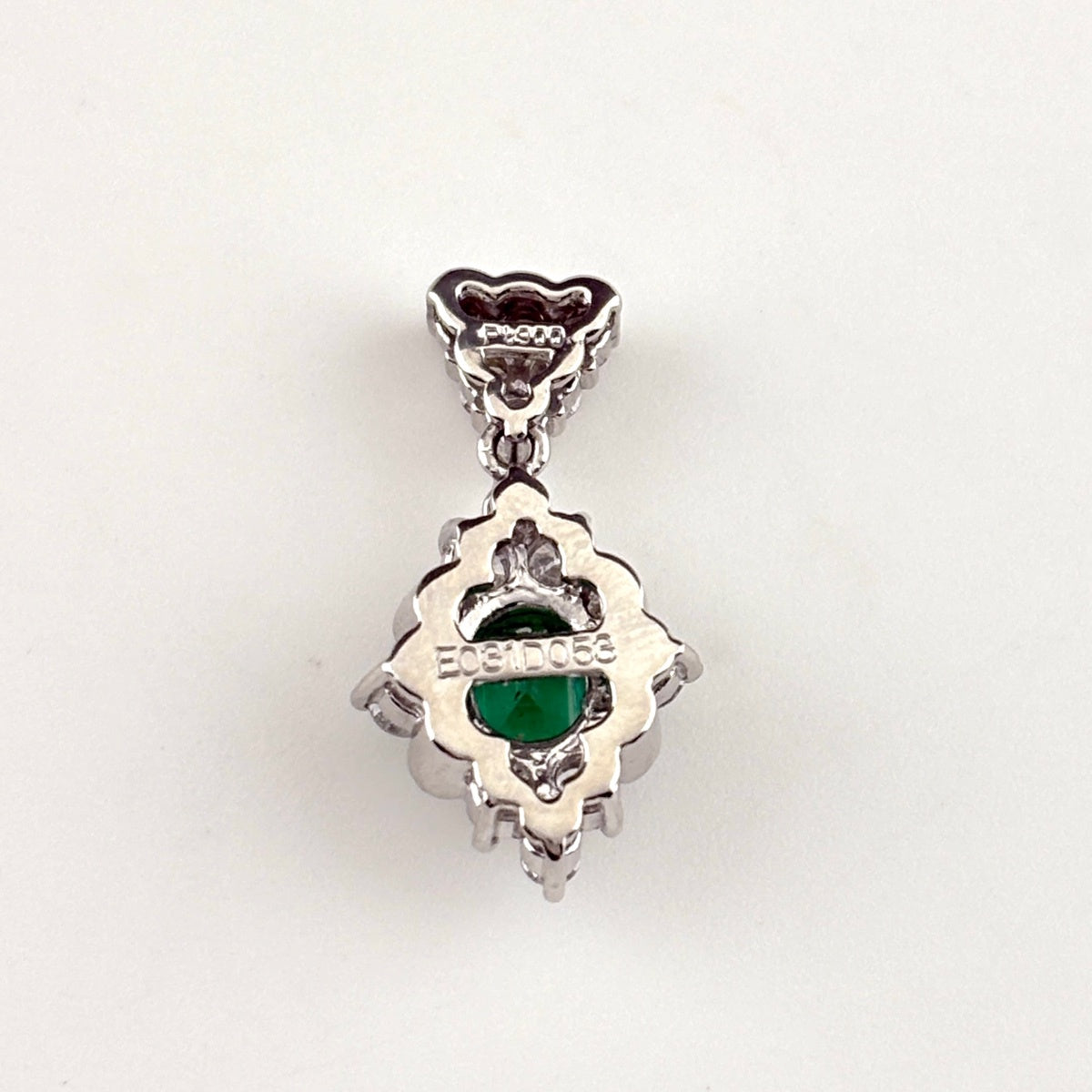 pt900 エメラルド　ネックレストップ　レディース　小物　アクセサリー エメラルド ペンダントトップ ペンダントトップ Pt900 エメラルド