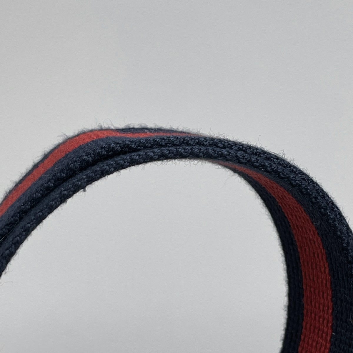 【値下】新作・新品・未使用　GUCCI GGパターン ボディバッグ GGパターン スモール クロスボディバッグ ・フォレストグリーン GG