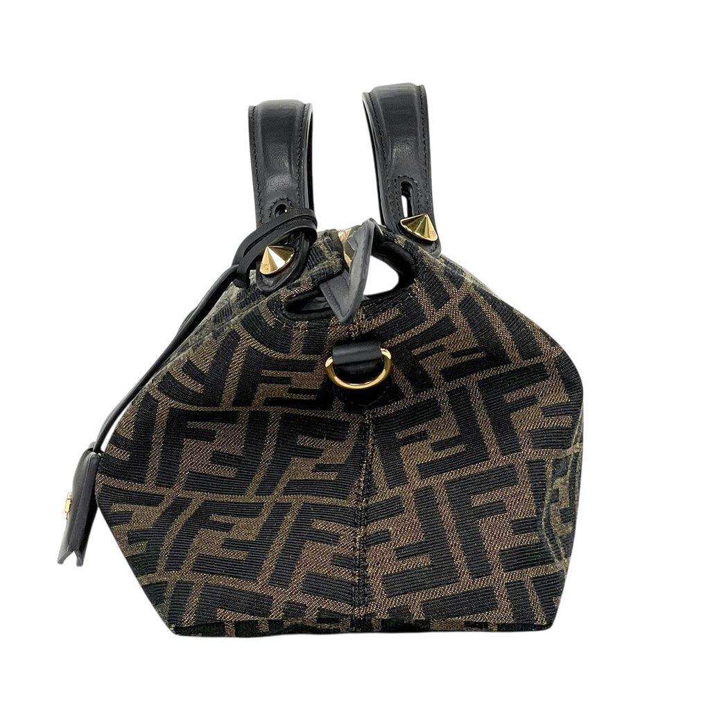 フェンディ ブランドオフ FENDI レザー ハンドバッグ レザー 