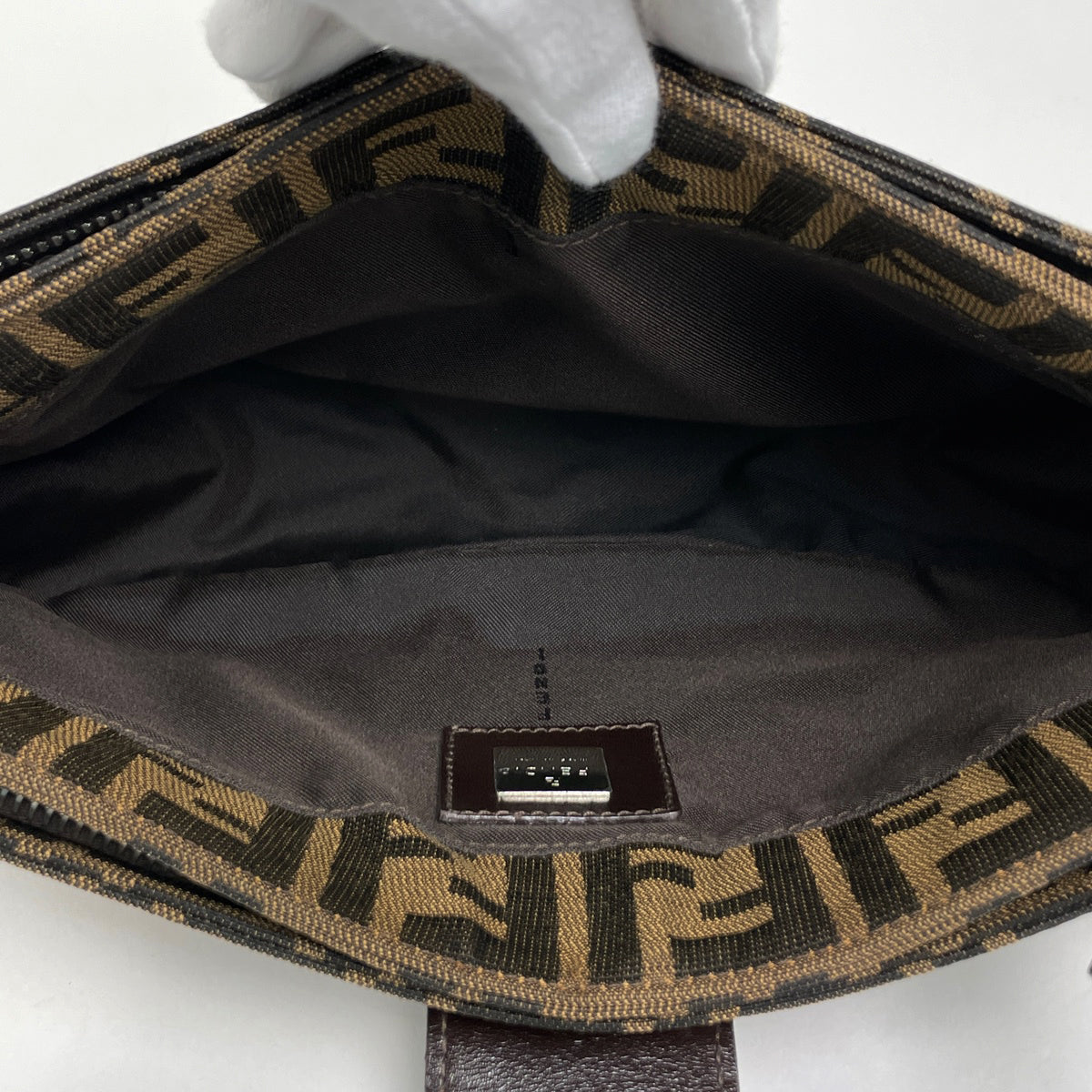 フェンディ ズッカ柄 ショルダーバッグ キャンバス 26722 レディース