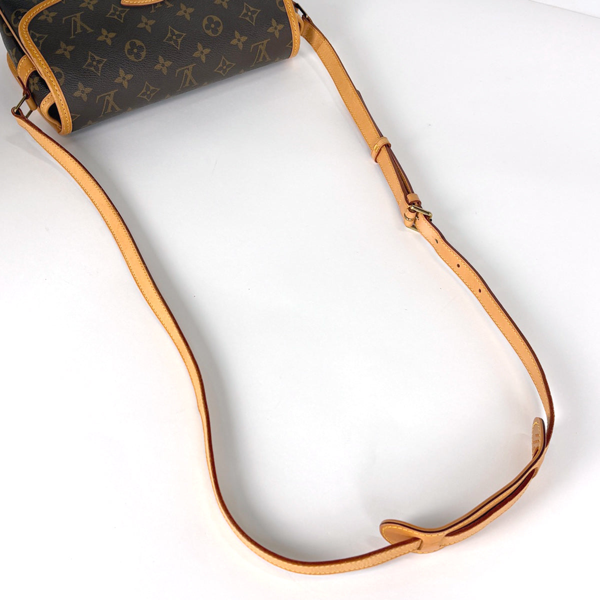 ルイヴィトン モノグラム ソローニュ M42250 ショルダーバッグ ルイ・ヴィトン(LOUIS VUITTON)ルイヴィトン モノグラム ソローニュ