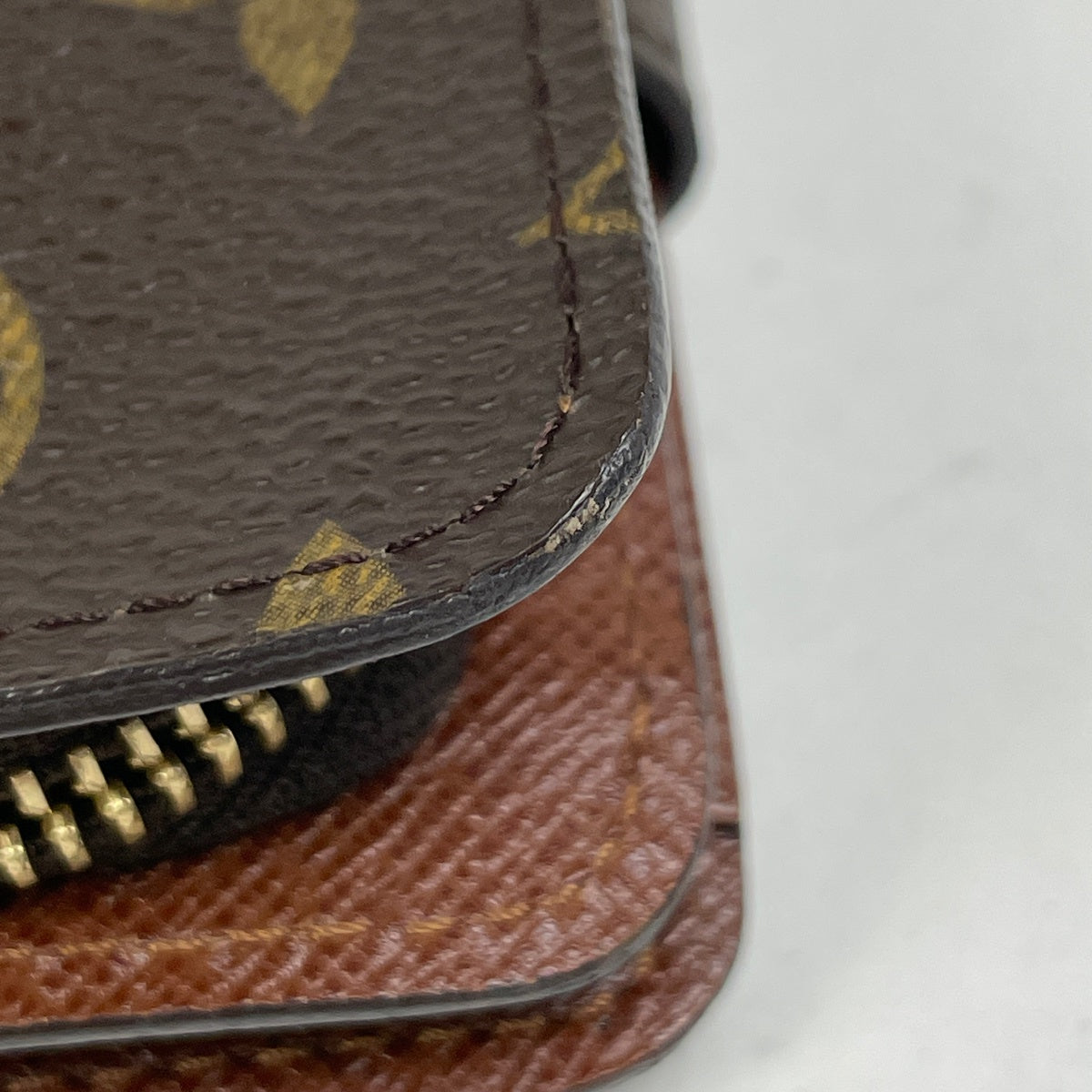 【美品☆】ルイヴィトン コンパクトジップ　モノグラム　折り財布 ルイ・ヴィトン コンパクト ジップ 二つ折り財布 モノグラム M61667