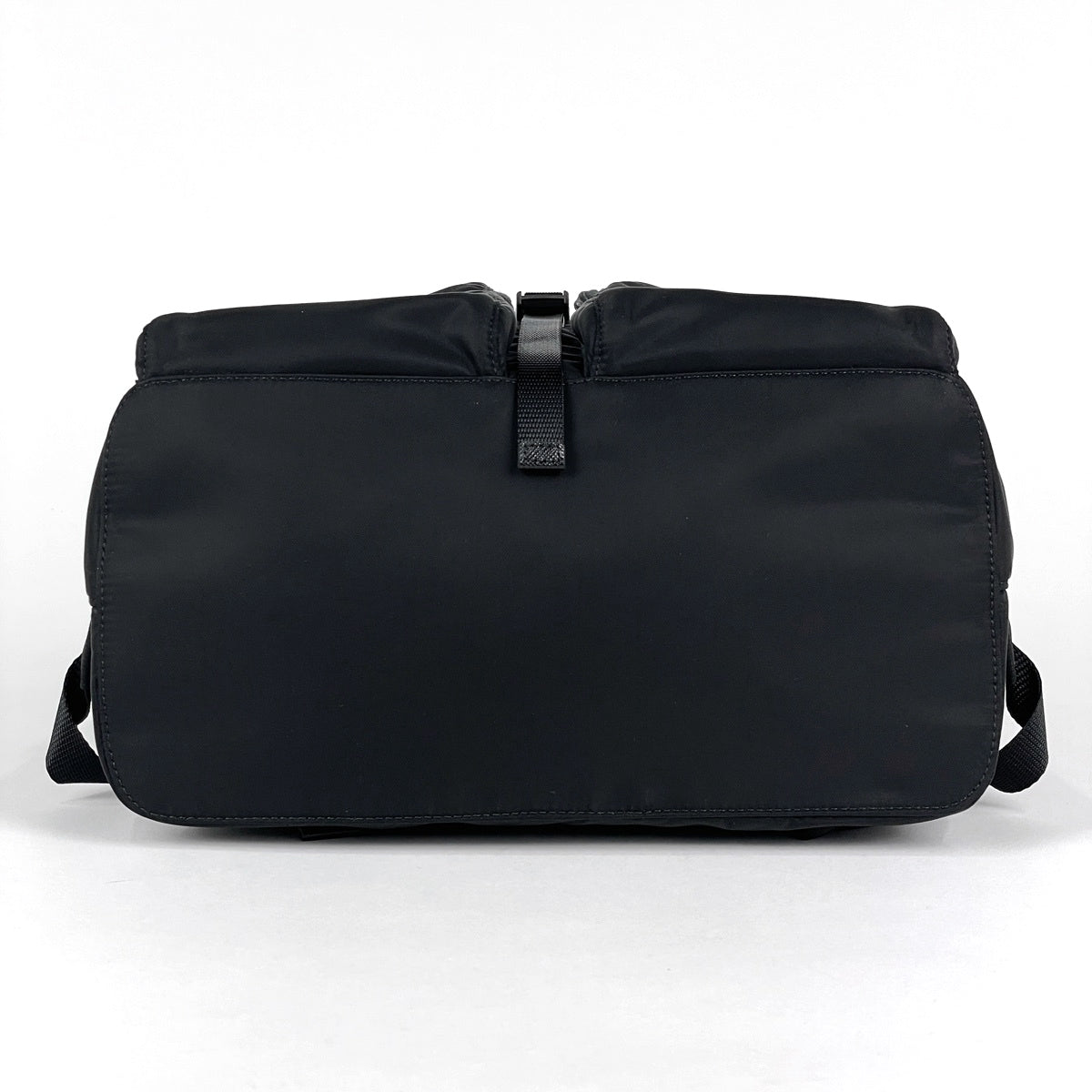 【カード付】PRADA プラダ ナイロン ポーチ 黒 1BZ005 プラダ ロゴプレート リュックサック テスートナイロン 1BZ005
