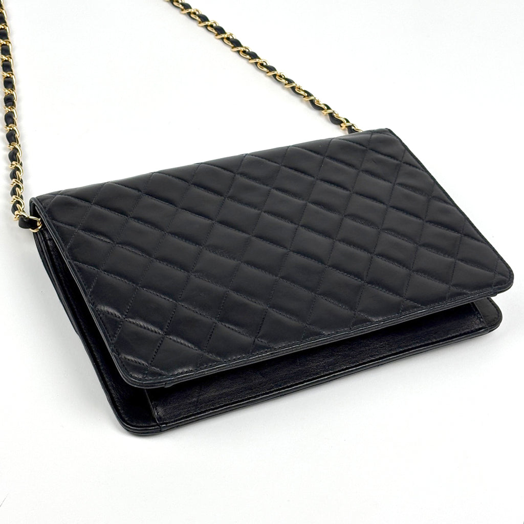 ジャンク品CHANEL ノベルティ　ショルダーブラックレザー バッグ　マトラッセ シャネル マトラッセ シングルフラップ チェーン ショルダーバッグ