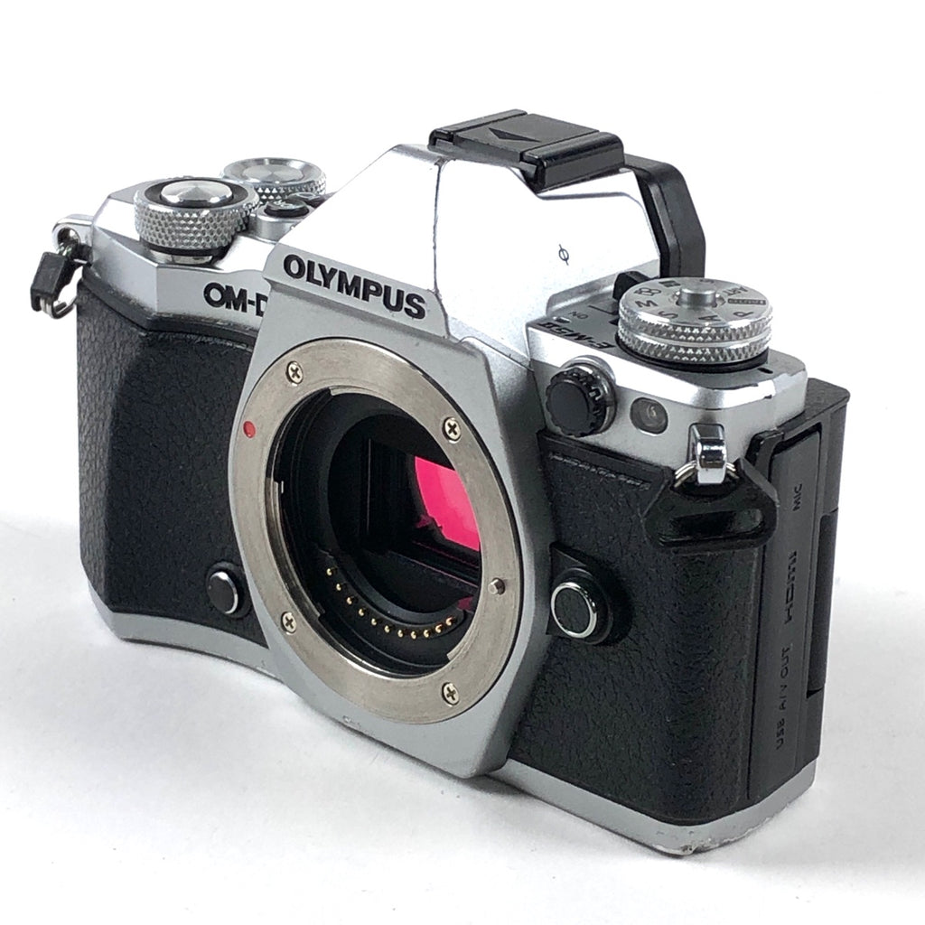 オリンパス OLYMPUS E-M5 Mark II ボディ シルバー［ジャンク品］ デジタル ミラーレス 一眼カメラ 【中古】