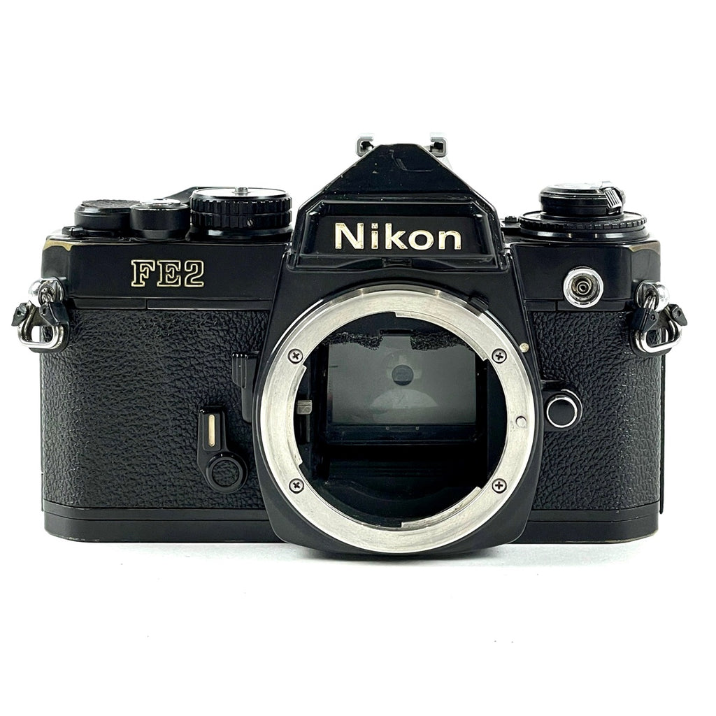 Nikon FE2 レンズ付き＋専用ストロボ - カメラ