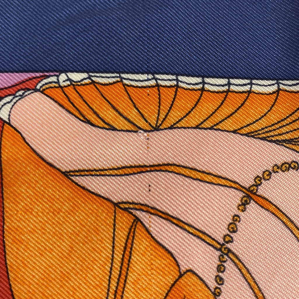 エルメス カレ 90 fantaisies indiennes 眩惑のインド 木 象 孔雀 スカーフ シルク レッド マルチカラー レディース 【中古】 
 ラッピング可
