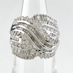 メレダイヤ デザインリング 指輪 リング 13.5号 K18 ダイヤモンド レディース 【中古】 
 ラッピング可