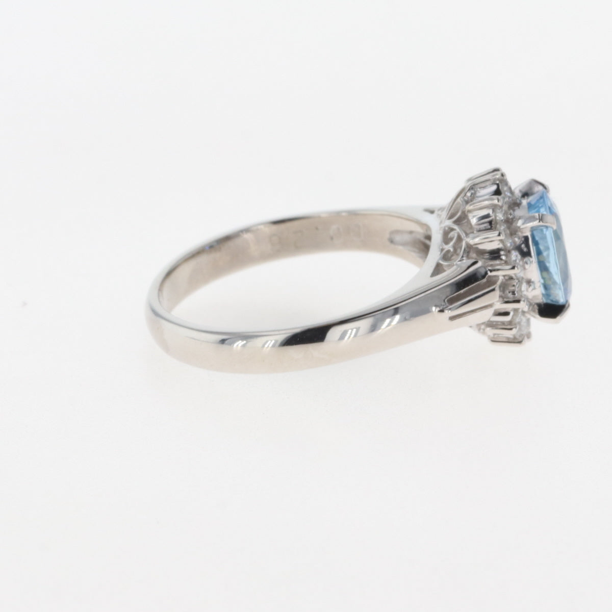 バイセル公式】アクアマリン デザインリング プラチナ 指輪 メレダイヤ