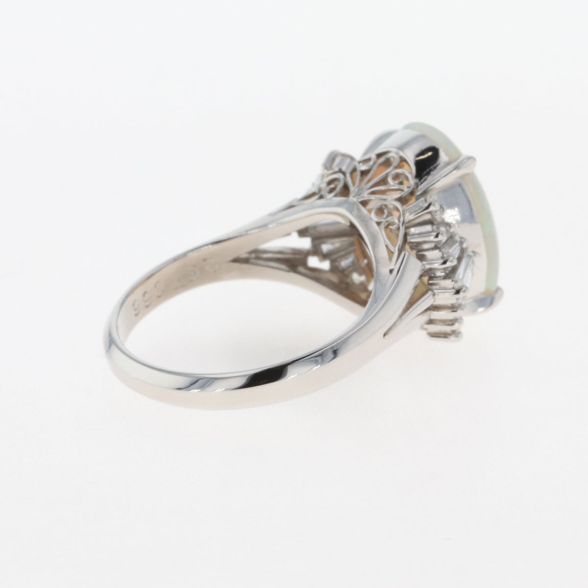 バイセル公式】オパール デザインリング プラチナ 指輪 メレダイヤ 
