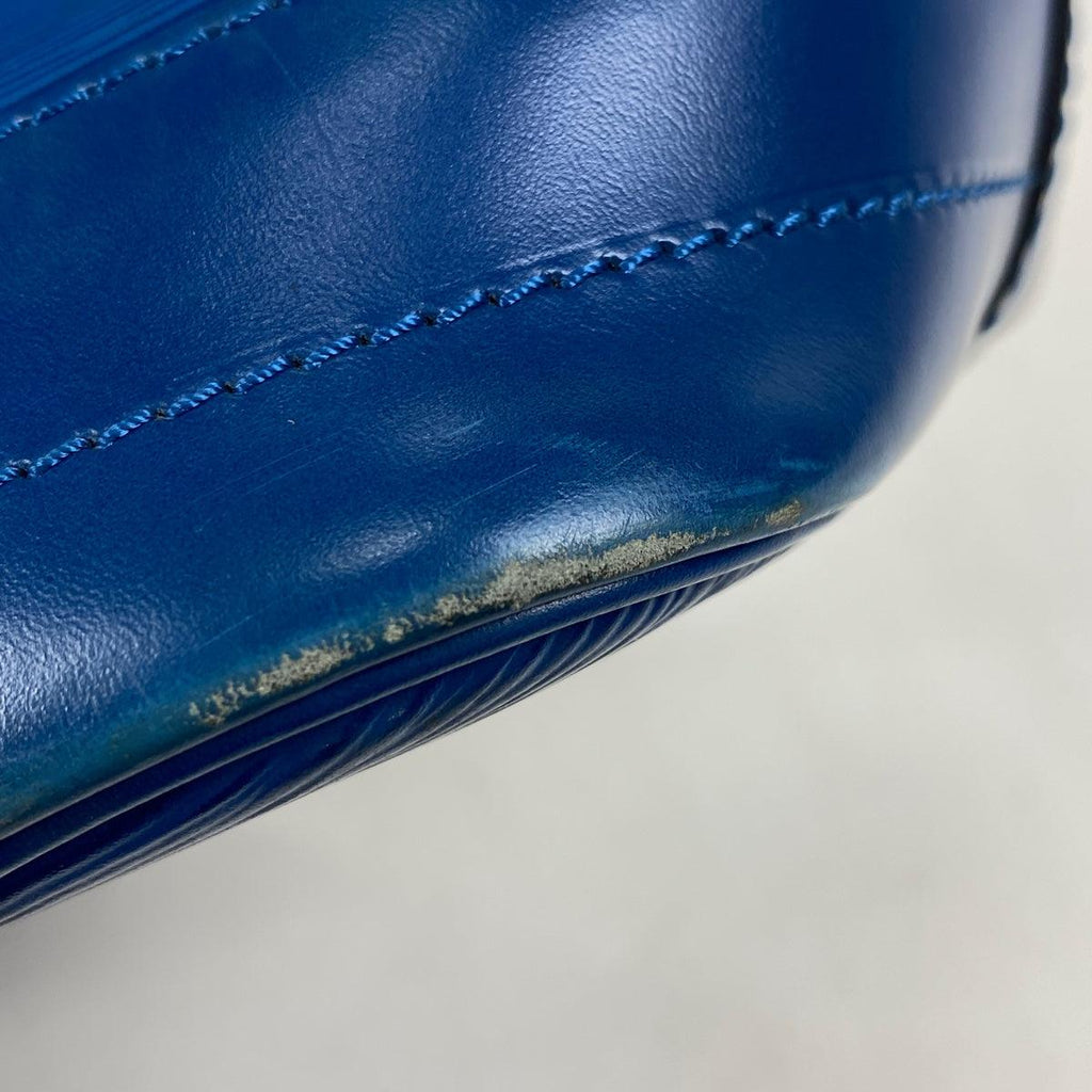 ルイ・ヴィトン ノエ 巾着型 ショルダーバッグ エピ トレドブルー M44005 レディース 【中古】 - バイセルブランシェ